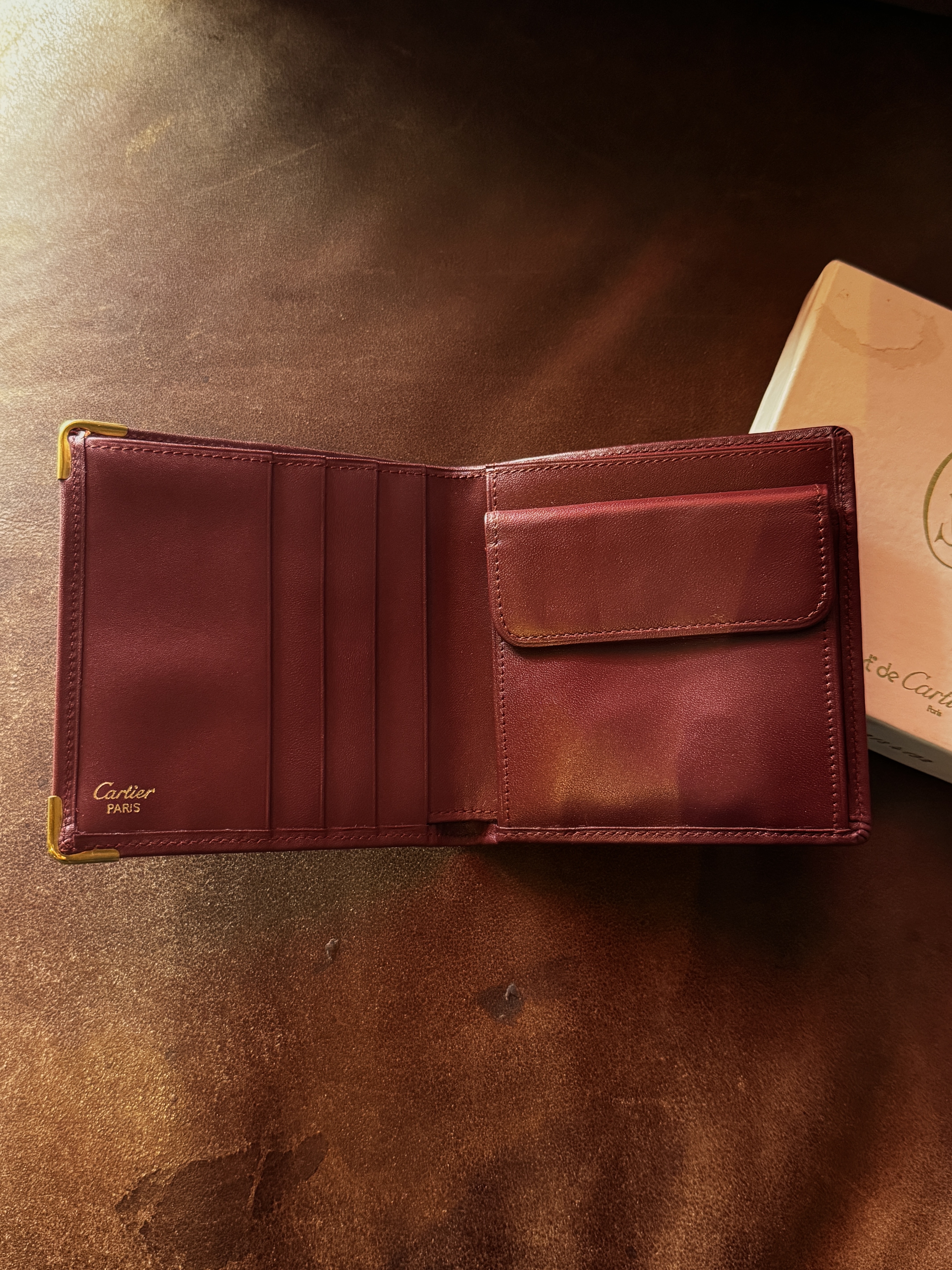 Vintage must de Cartier wallet