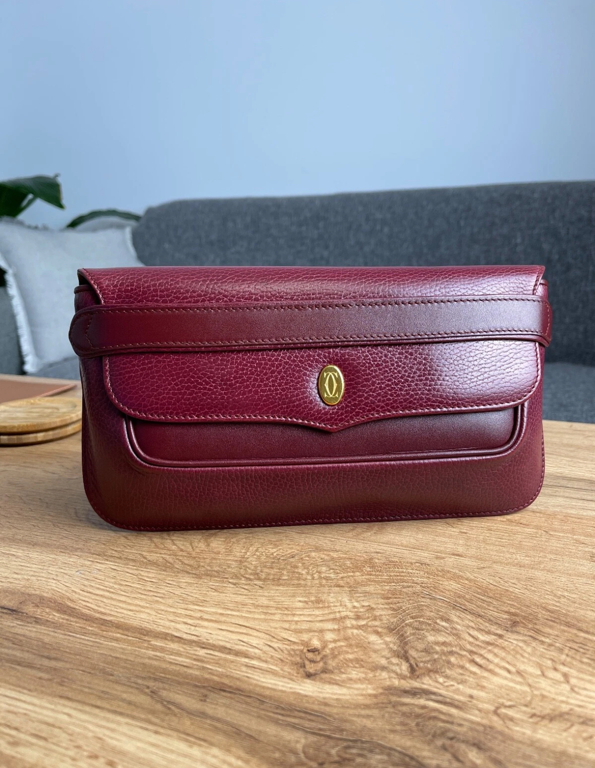 Must de Cartier leather clutch