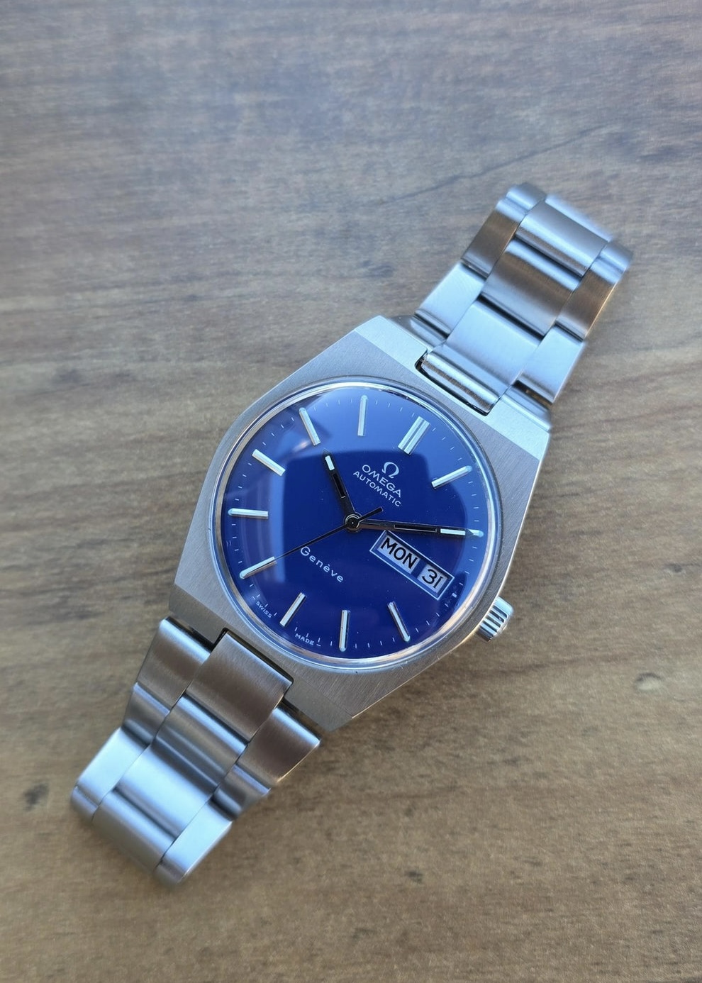 Vintage omega Geneva 