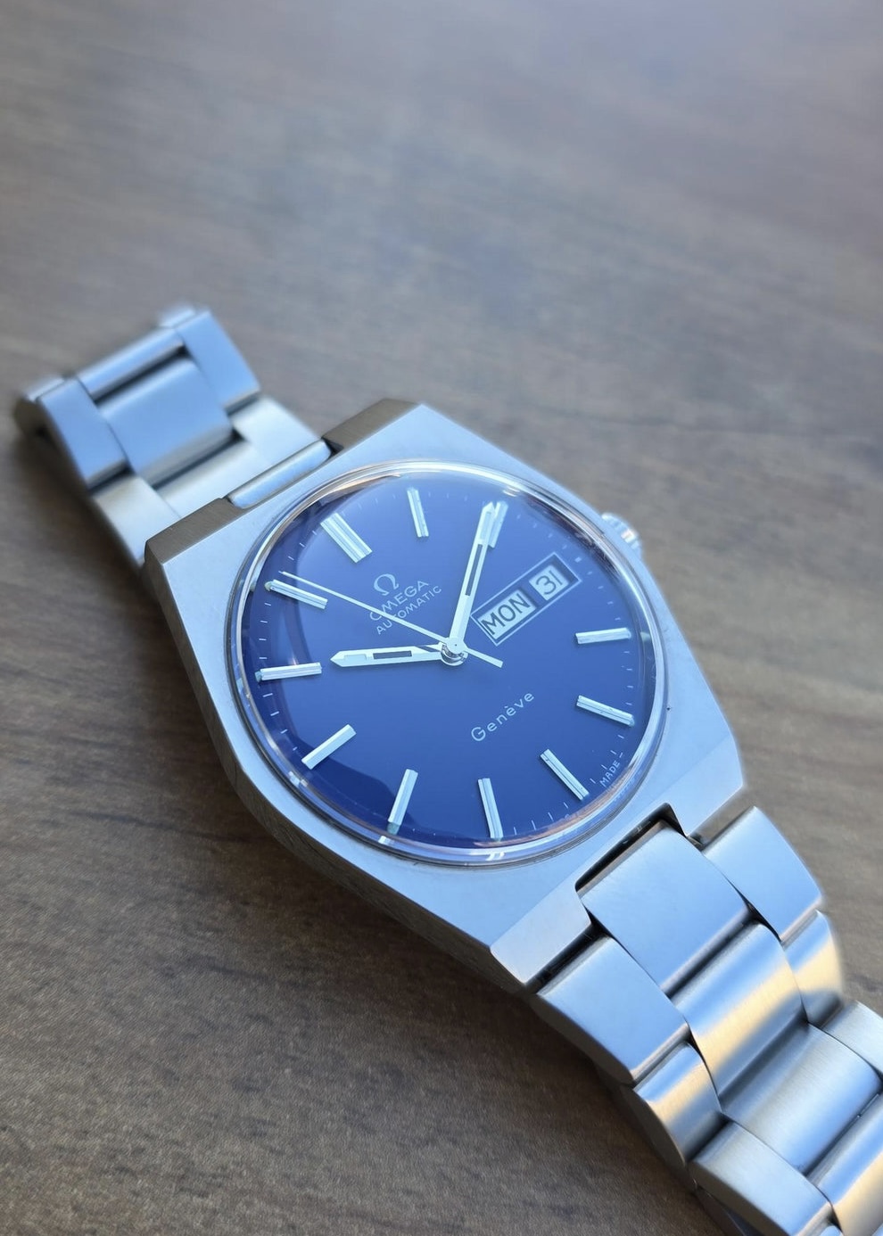 Vintage omega Geneva 