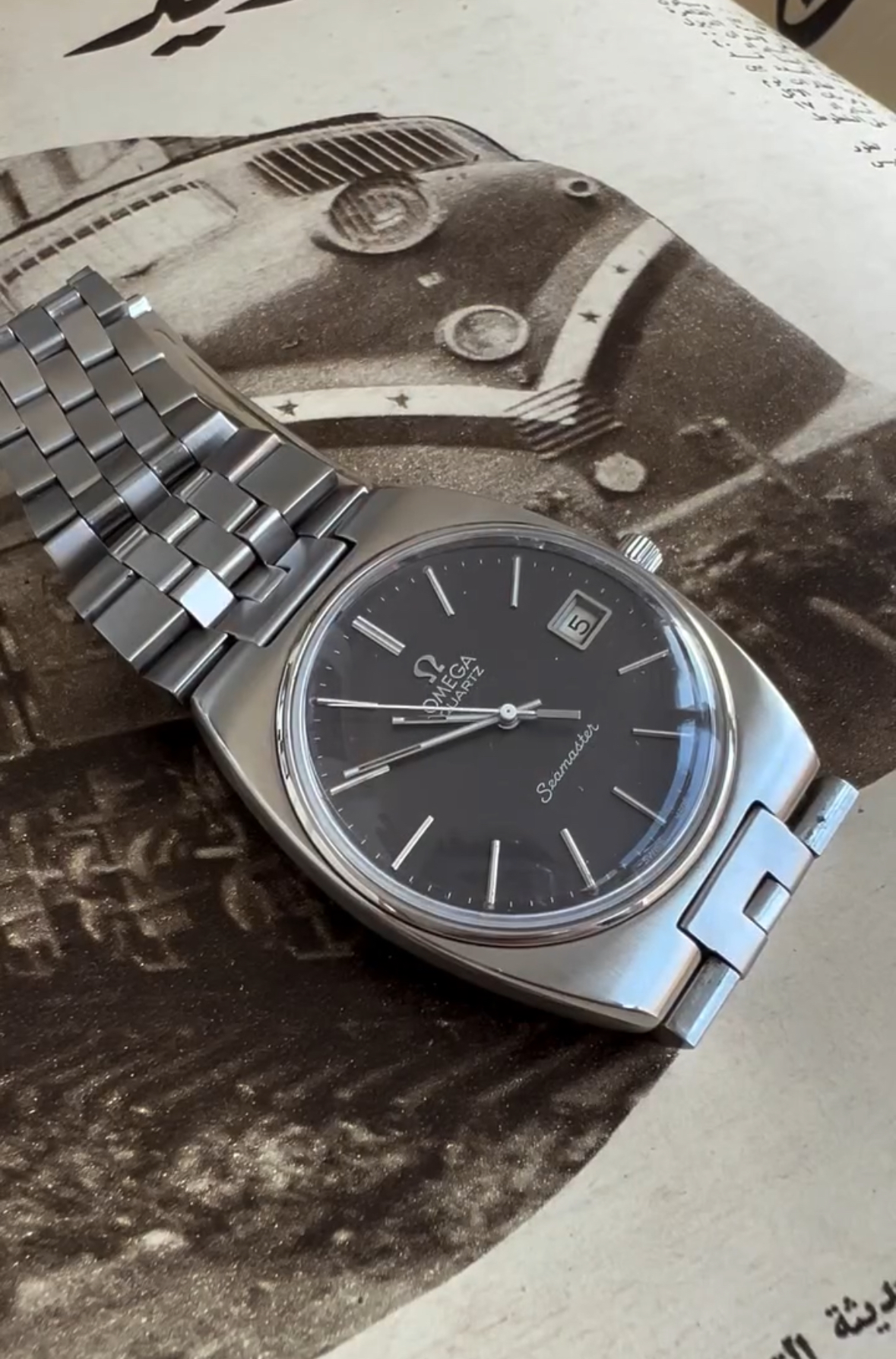 Omega seamaster grey 